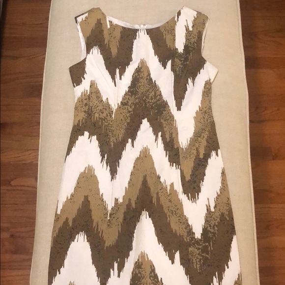 Robbie Bee Dress - Picture 1 of 6